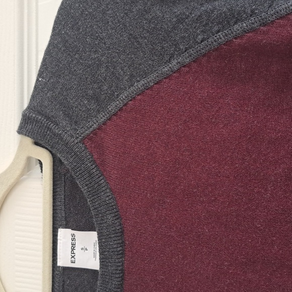 Sweater 12/3 - Picture 3 of 8